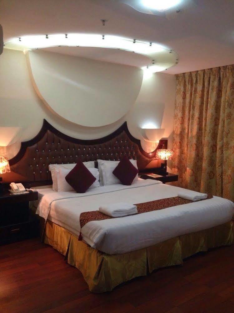 Kenanah Jeddah Hotel Exteriör bild